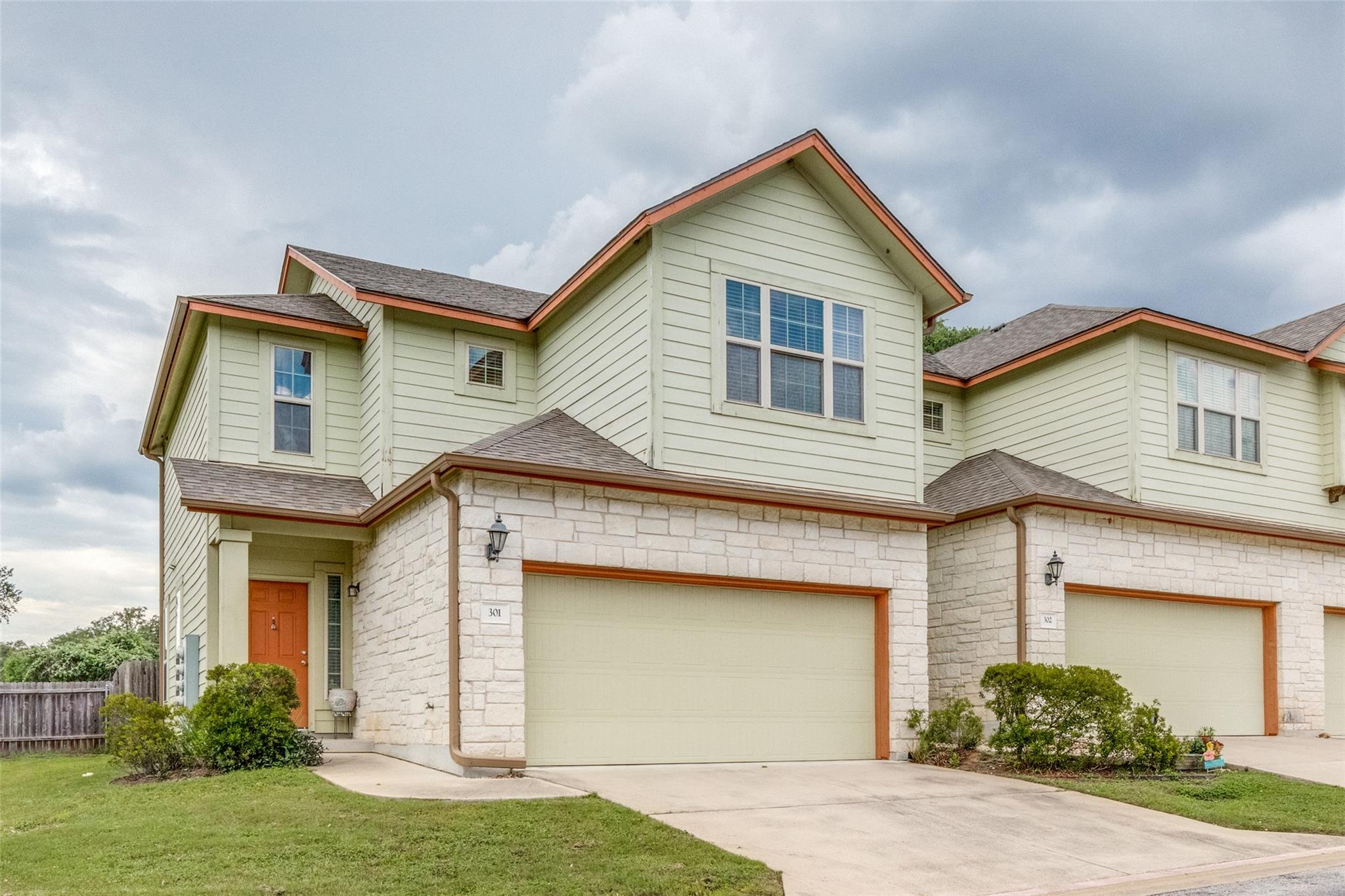 2410 Great Oaks Drive Round Rock TX 78681