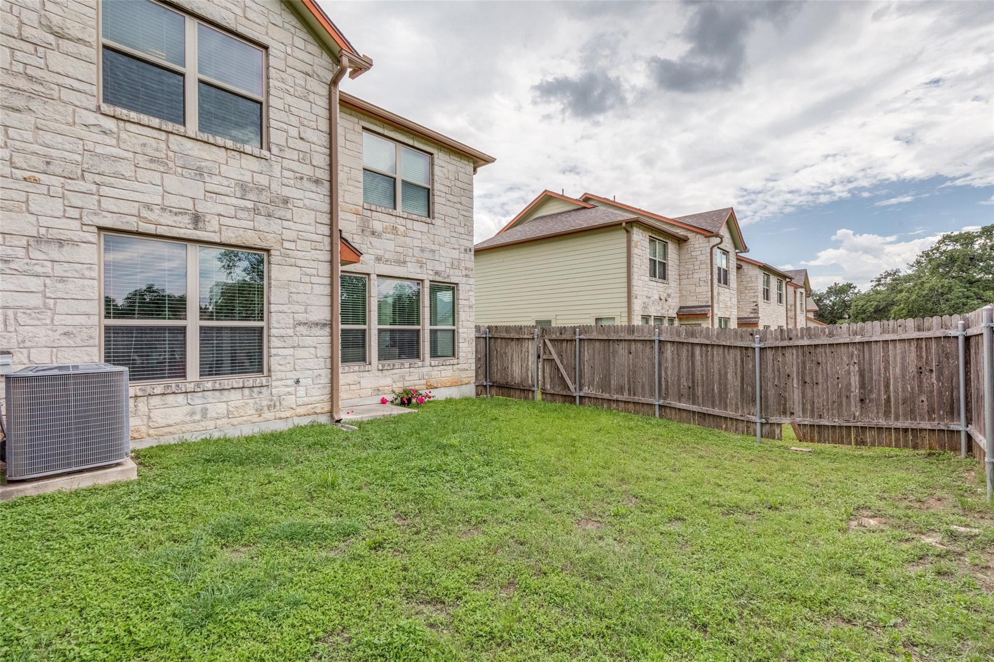 2410 Great Oaks Drive Round Rock TX 78681
