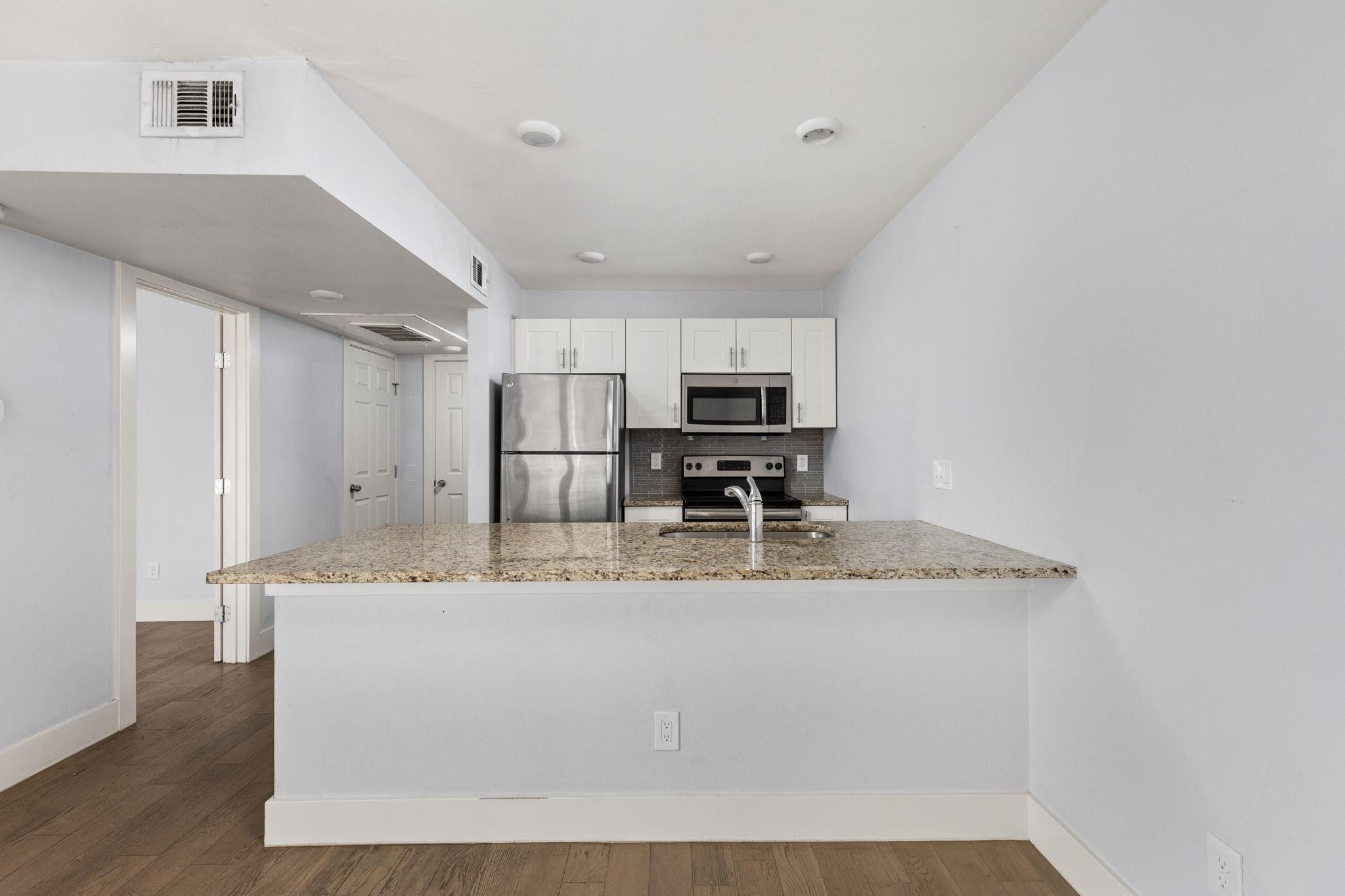 909 Reinli Street Austin TX 78751