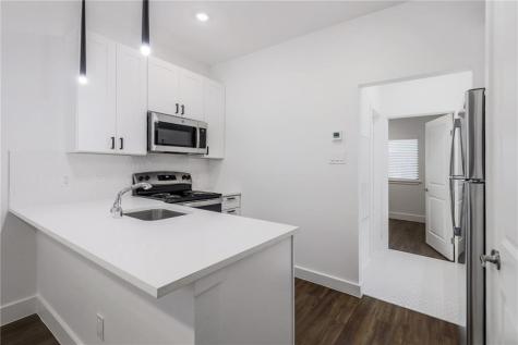 908 Poplar Street Austin TX 78705