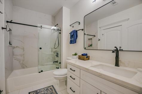 1001 The Cape Road Horseshoe Bay TX 78657
