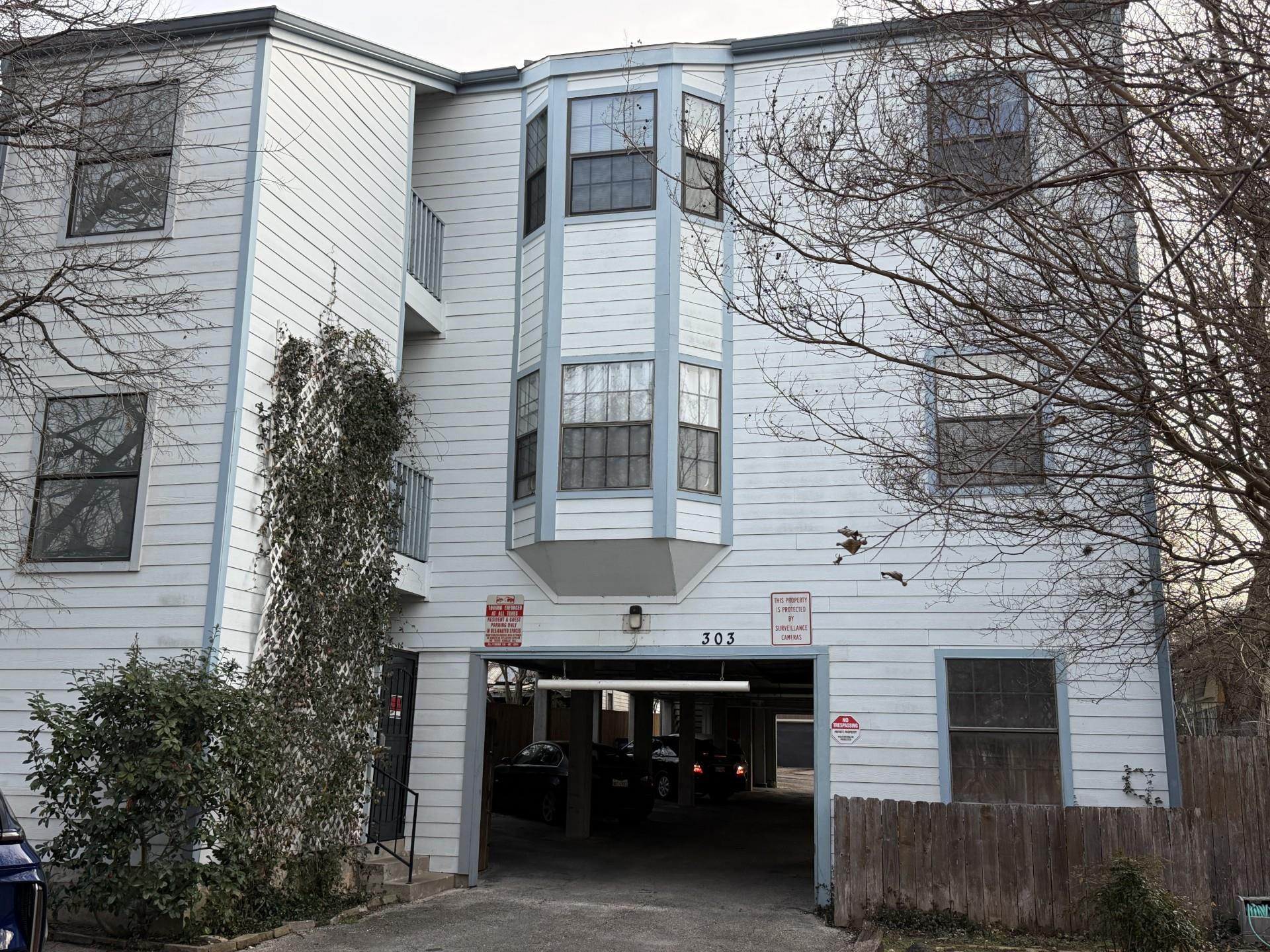 303 W 35th Street Austin TX 78705