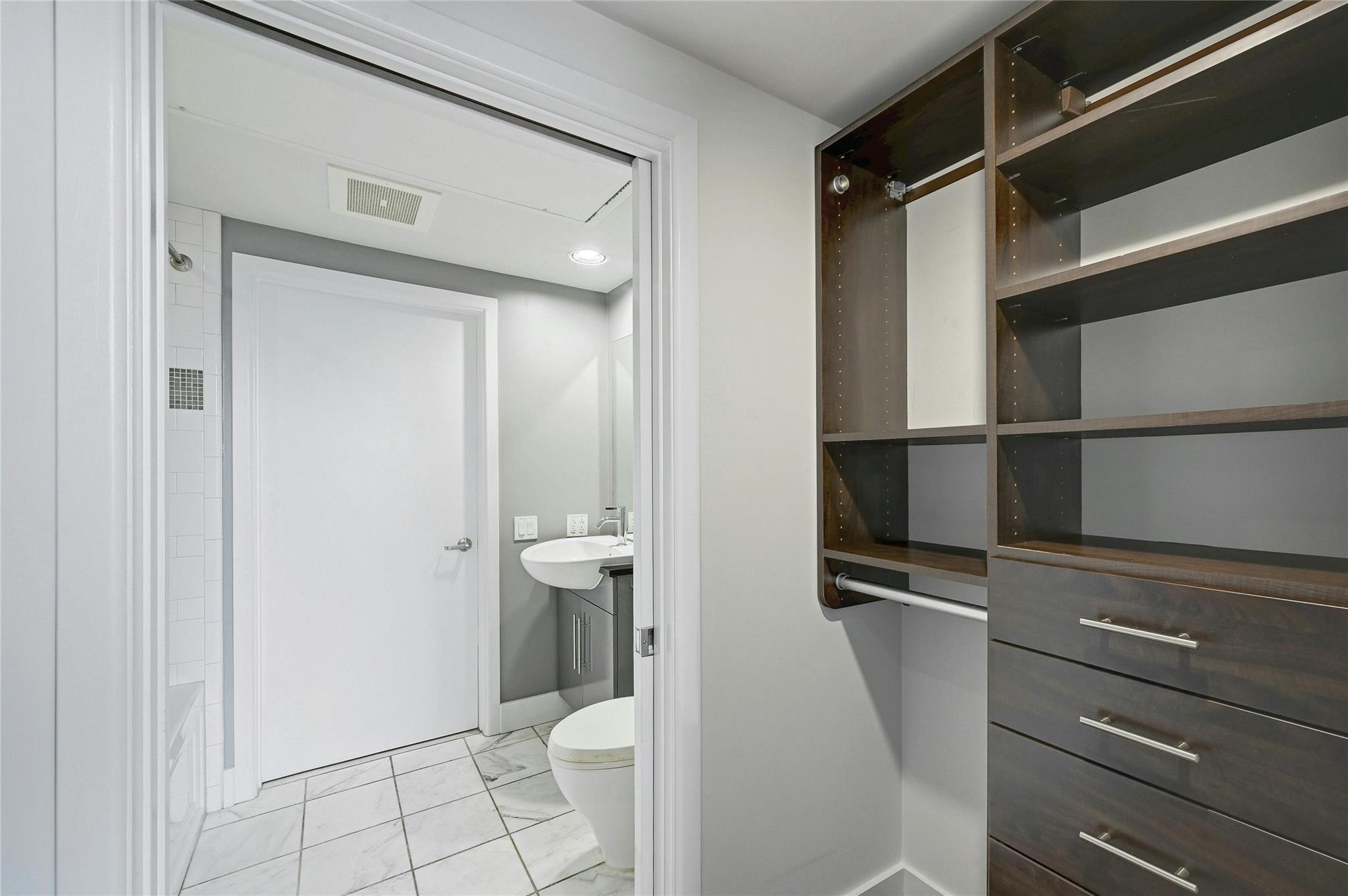 300 Bowie Street Austin TX 78703