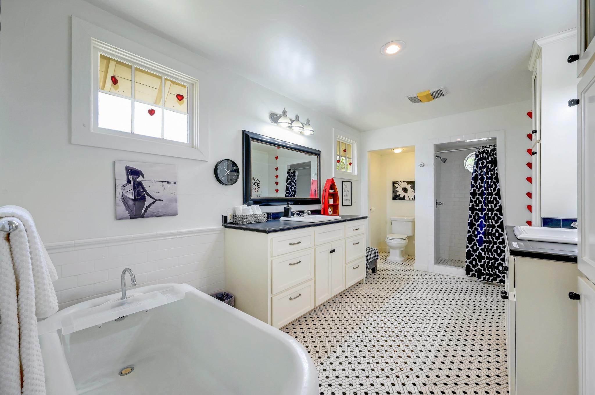 300 Mill Race Lane Wimberley TX 78676