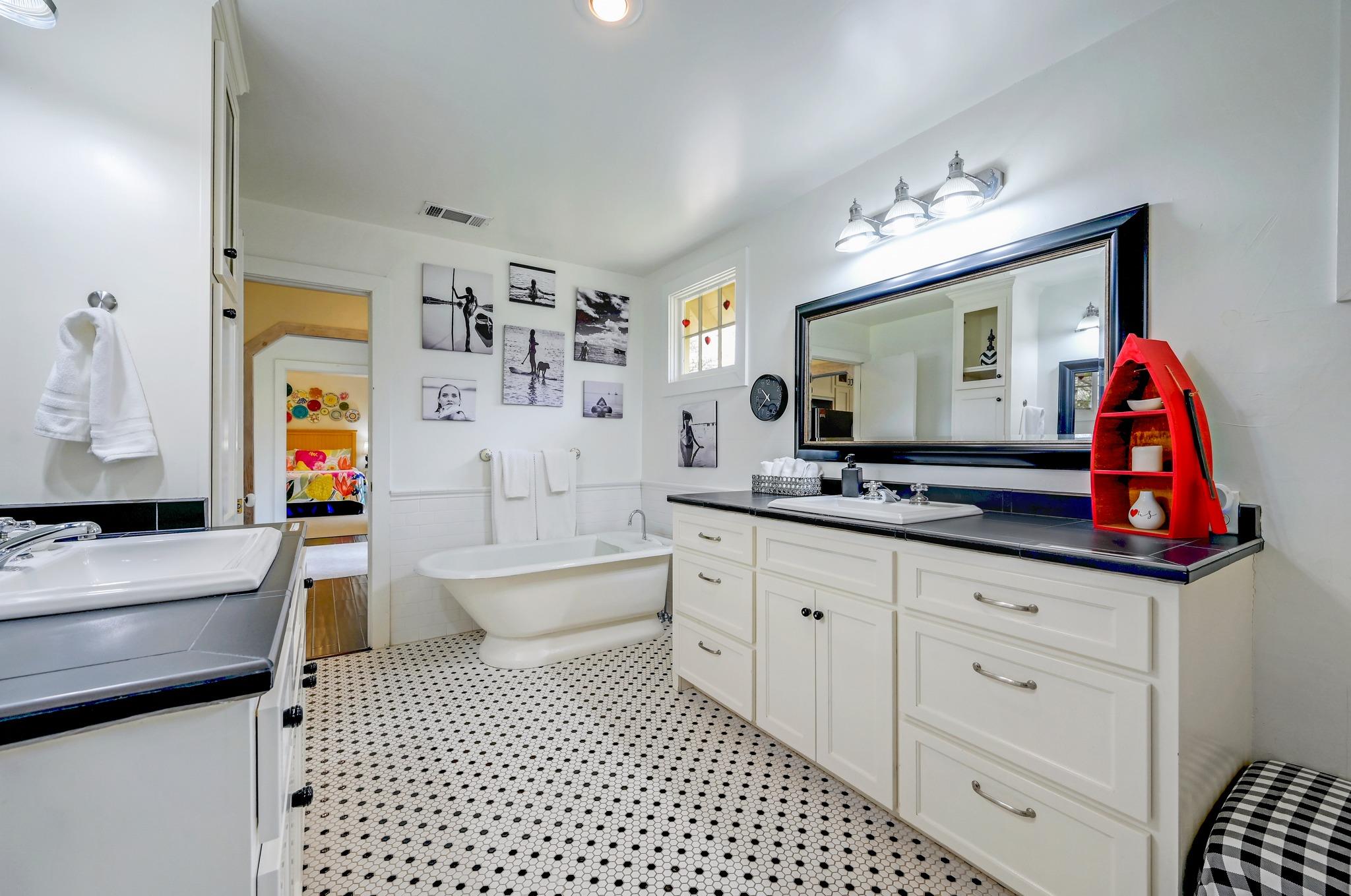 300 Mill Race Lane Wimberley TX 78676