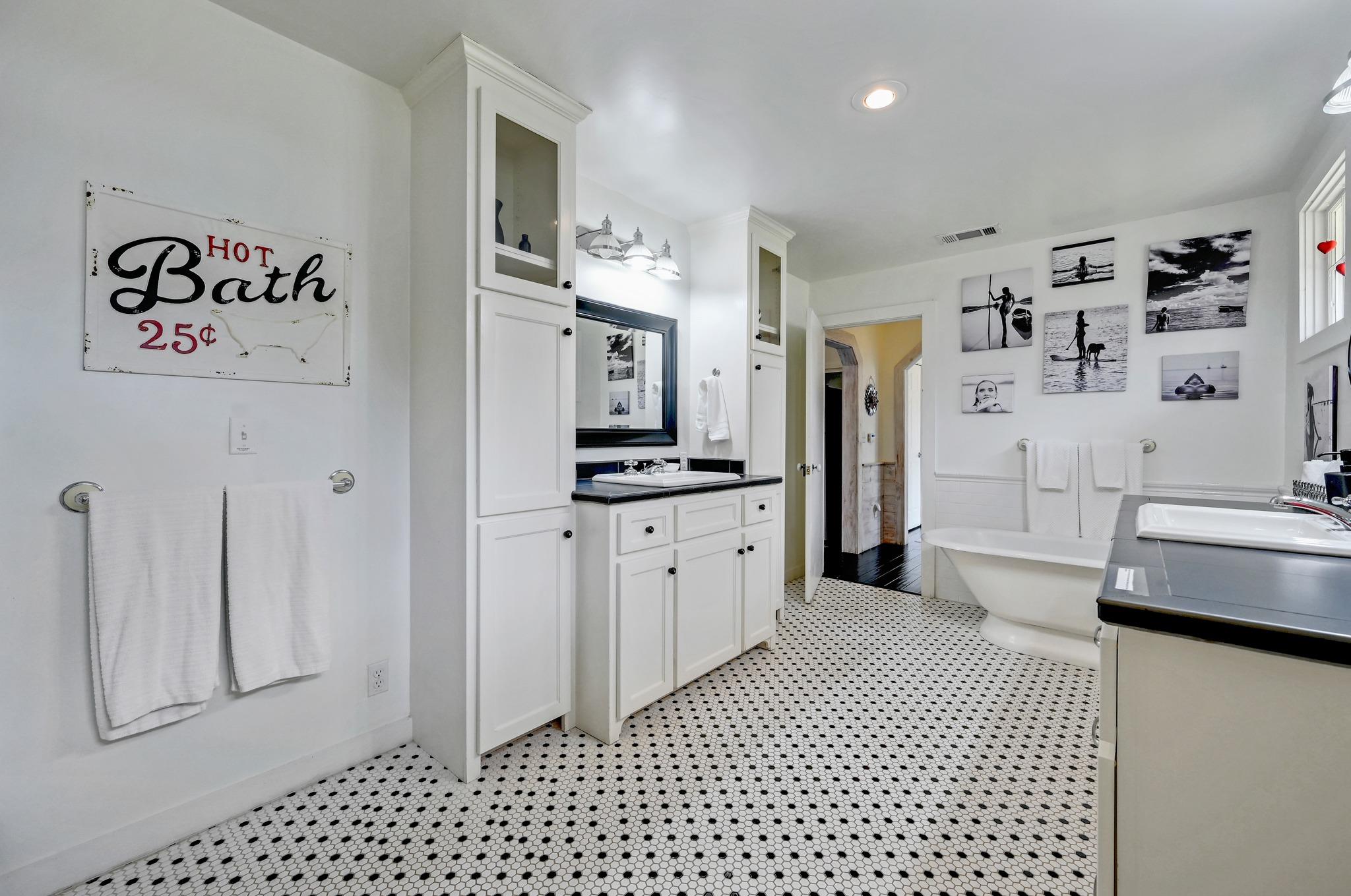300 Mill Race Lane Wimberley TX 78676