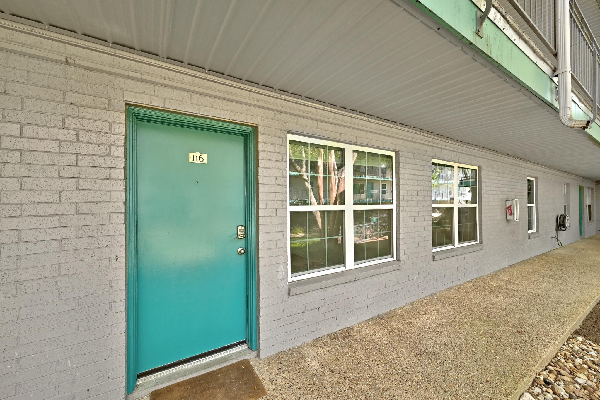 300 Crockett Street Austin TX 78704