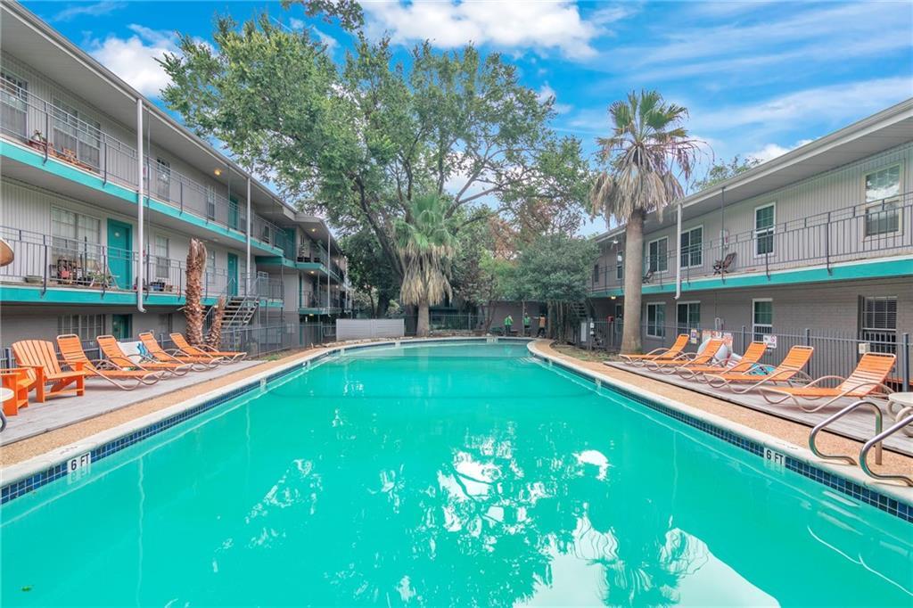 300 Crockett Street Austin TX 78704