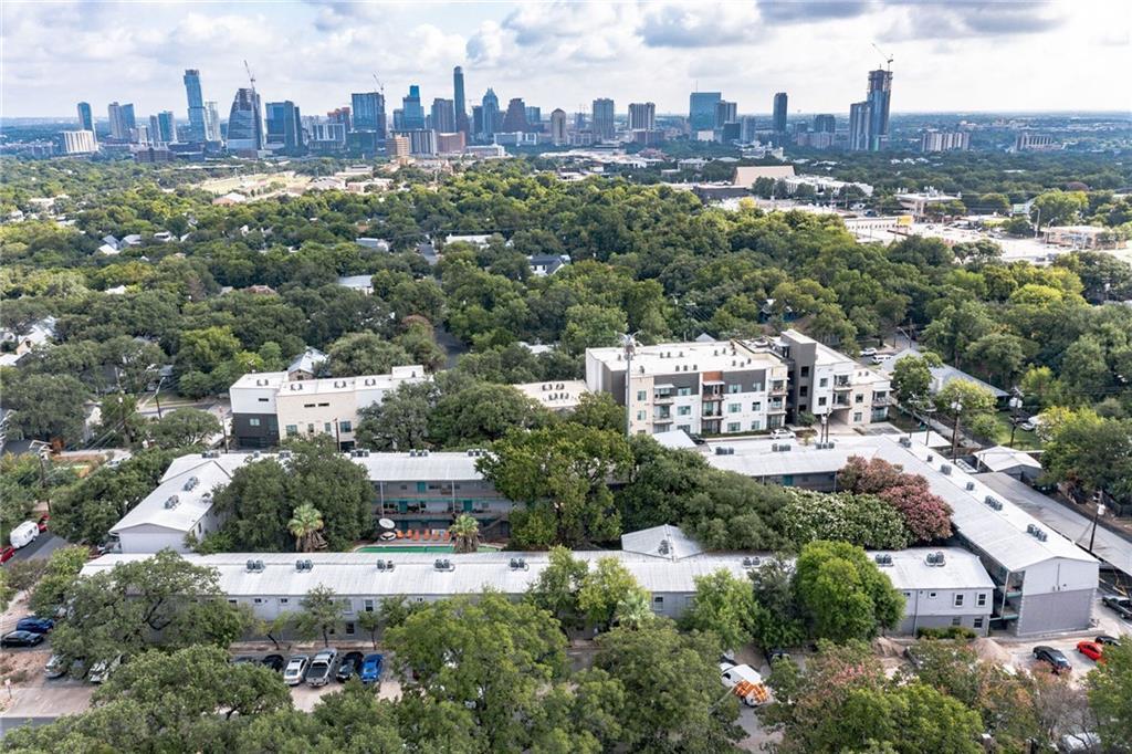 300 Crockett Street Austin TX 78704