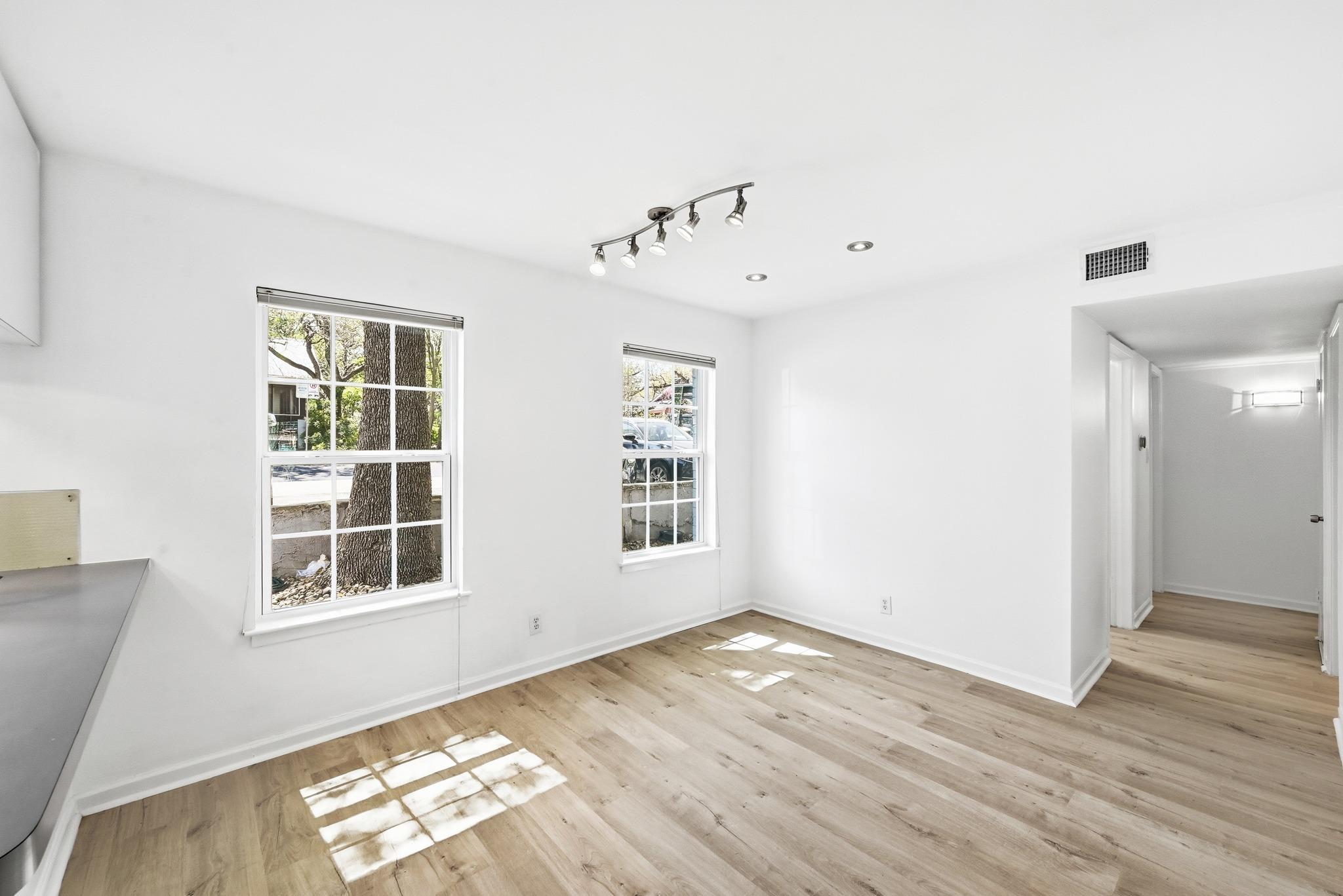 300 Crockett Street Austin TX 78704