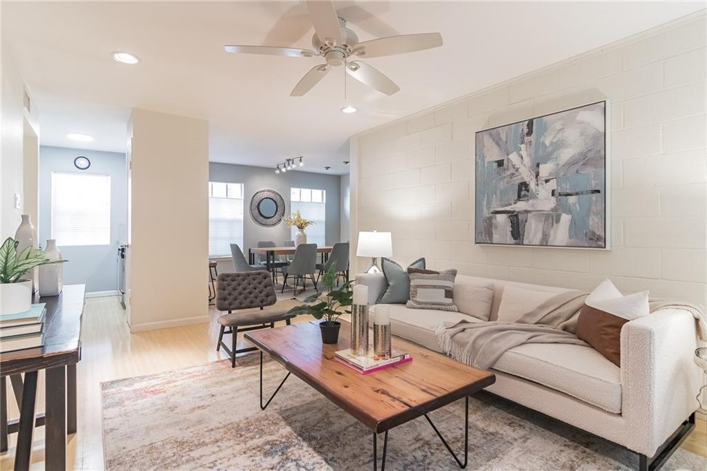 300 Crockett Street Austin TX 78704