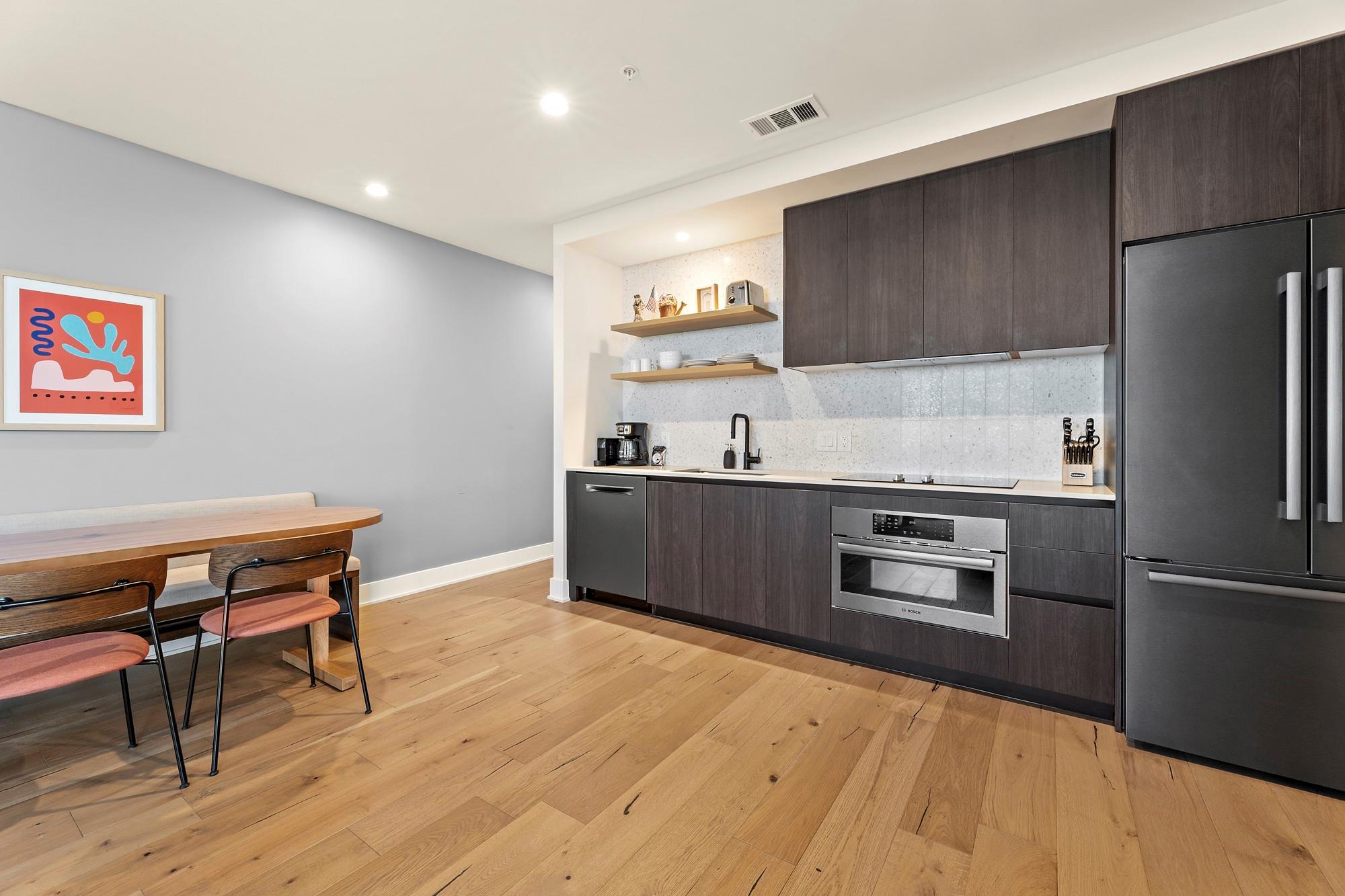 48 East Avenue Austin TX 78701