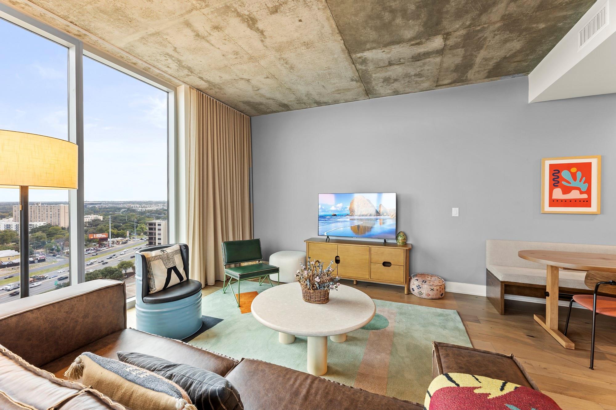 48 East Avenue Austin TX 78701