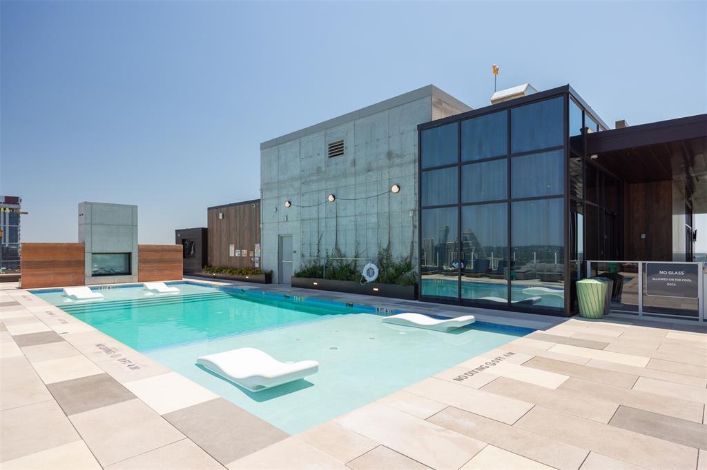 48 East Avenue Austin TX 78701
