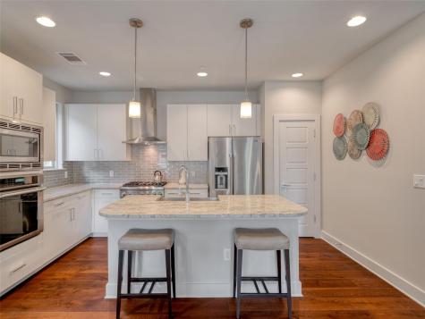 1205 Elm Street Austin TX 78703