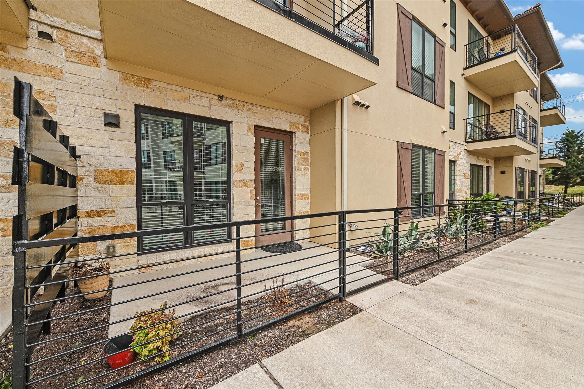 104 Bella Toscana Avenue Lakeway TX 78734