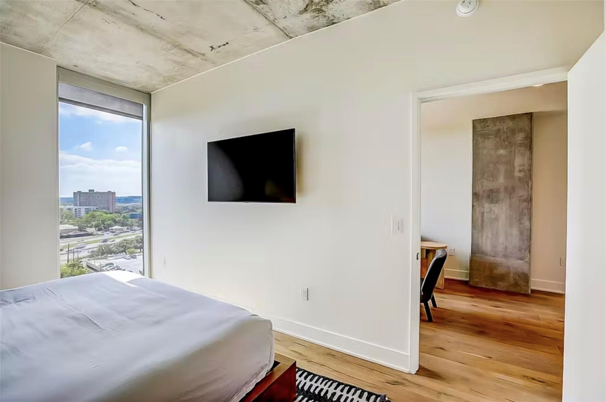 48 East Avenue Austin TX 78701