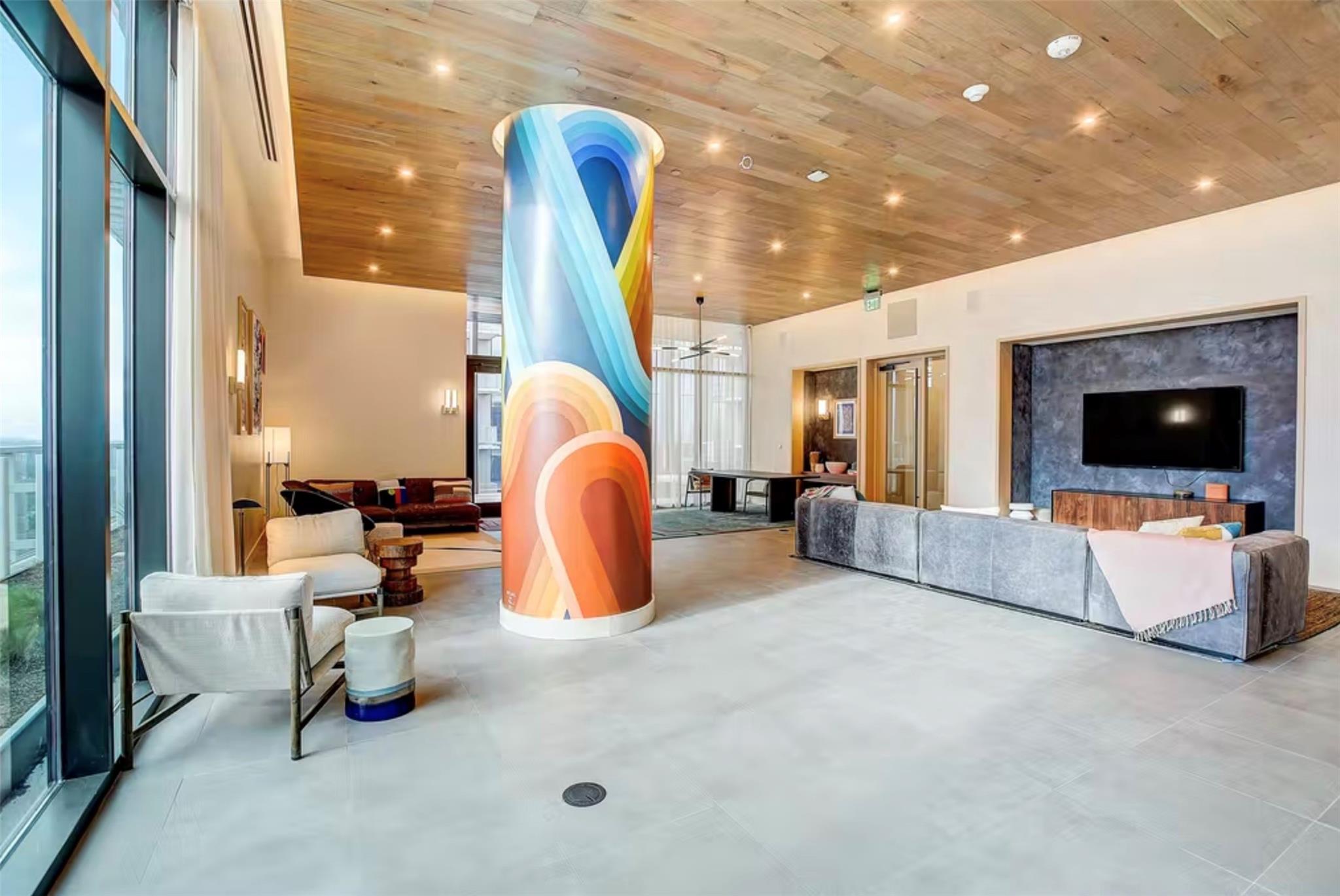 48 East Avenue Austin TX 78701