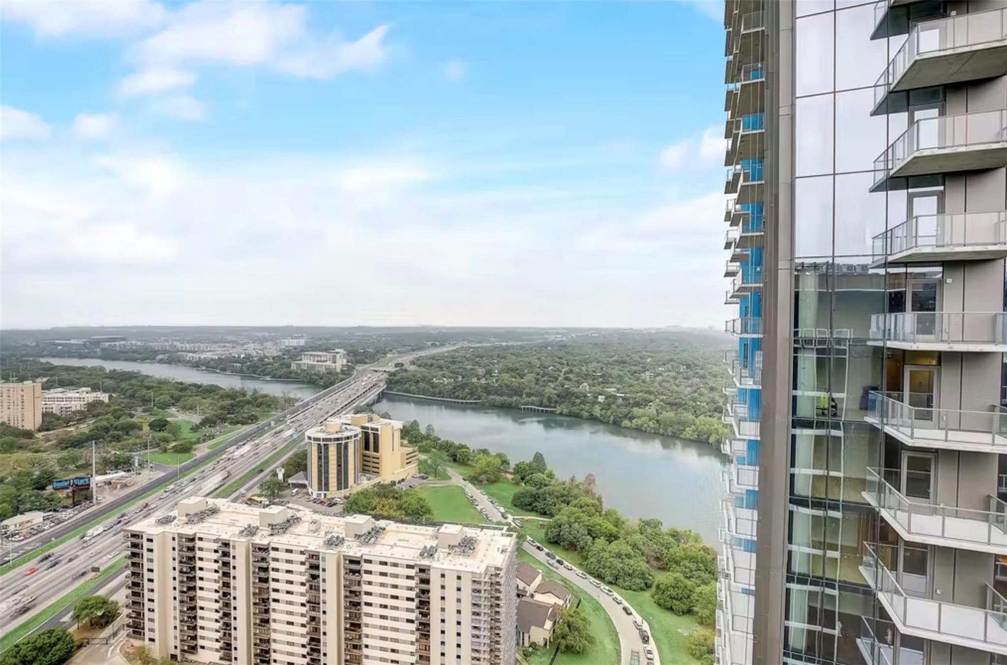 48 East Avenue Austin TX 78701