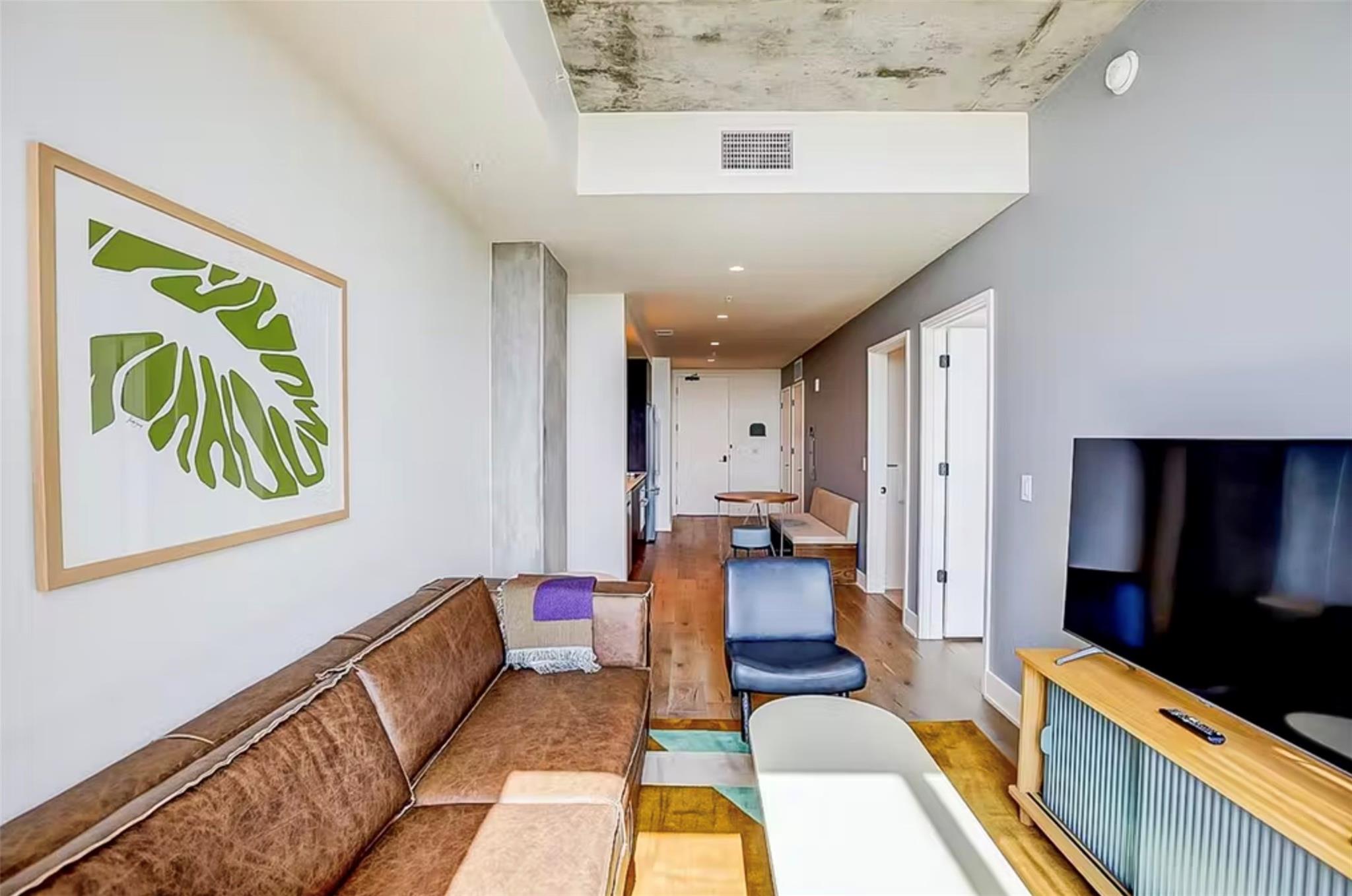 48 East Avenue Austin TX 78701