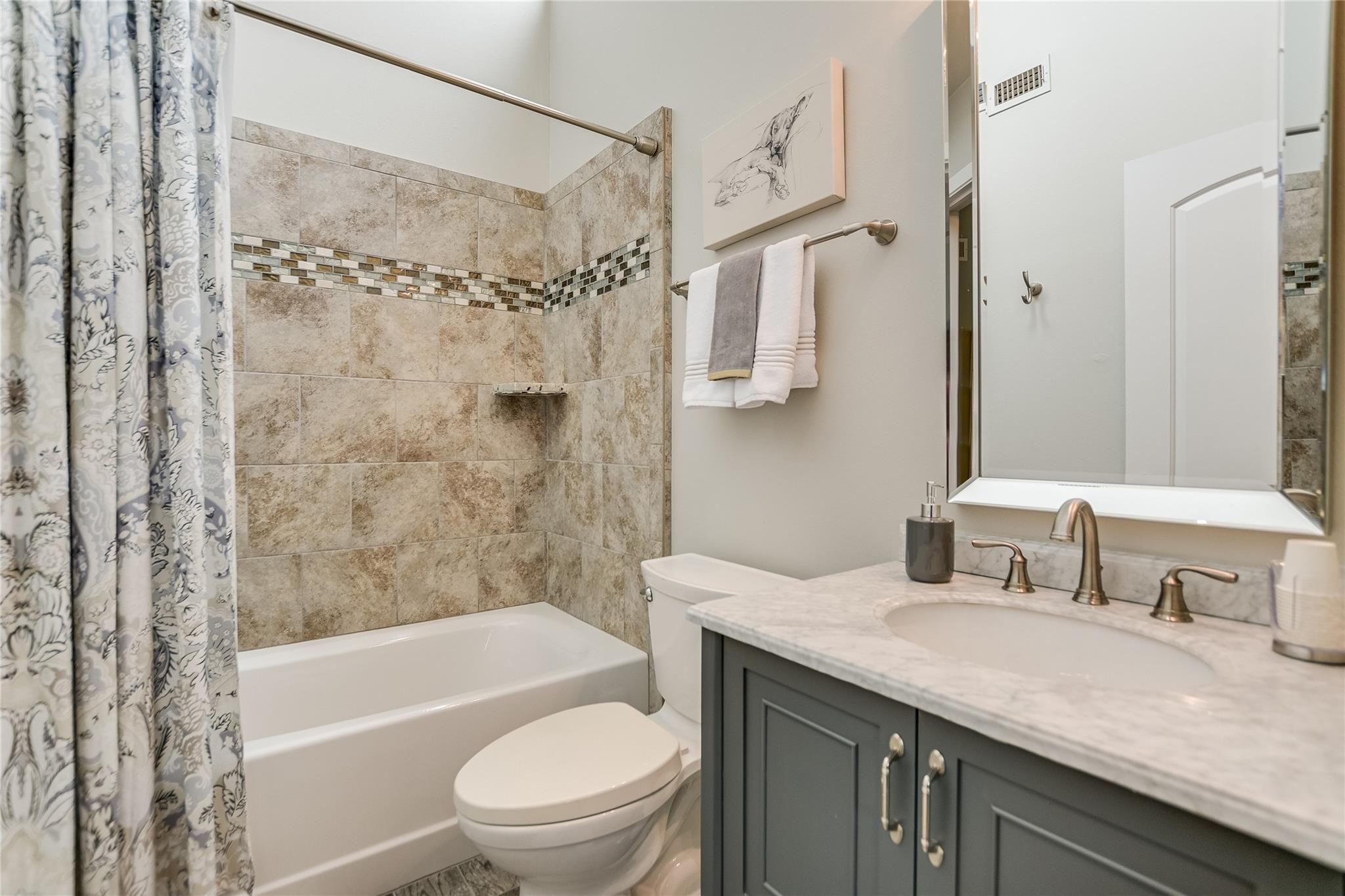 109 Sunshine Horseshoe Bay TX 78657