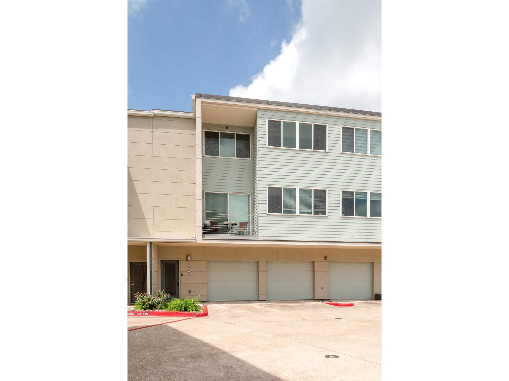 604 N Bluff Drive Austin TX 78745