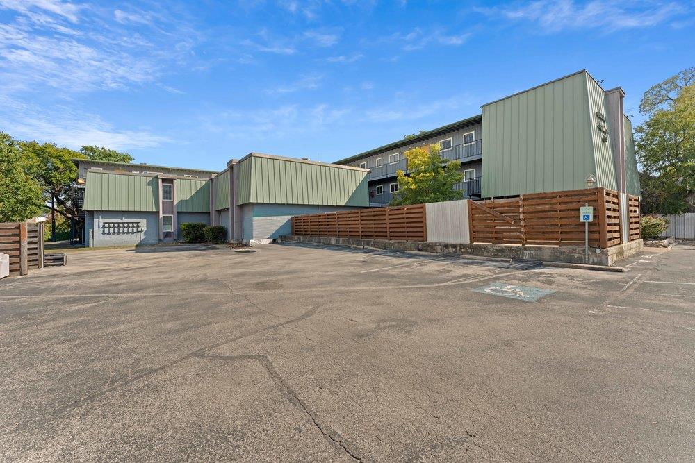 3815 Guadalupe Street Austin TX 78751