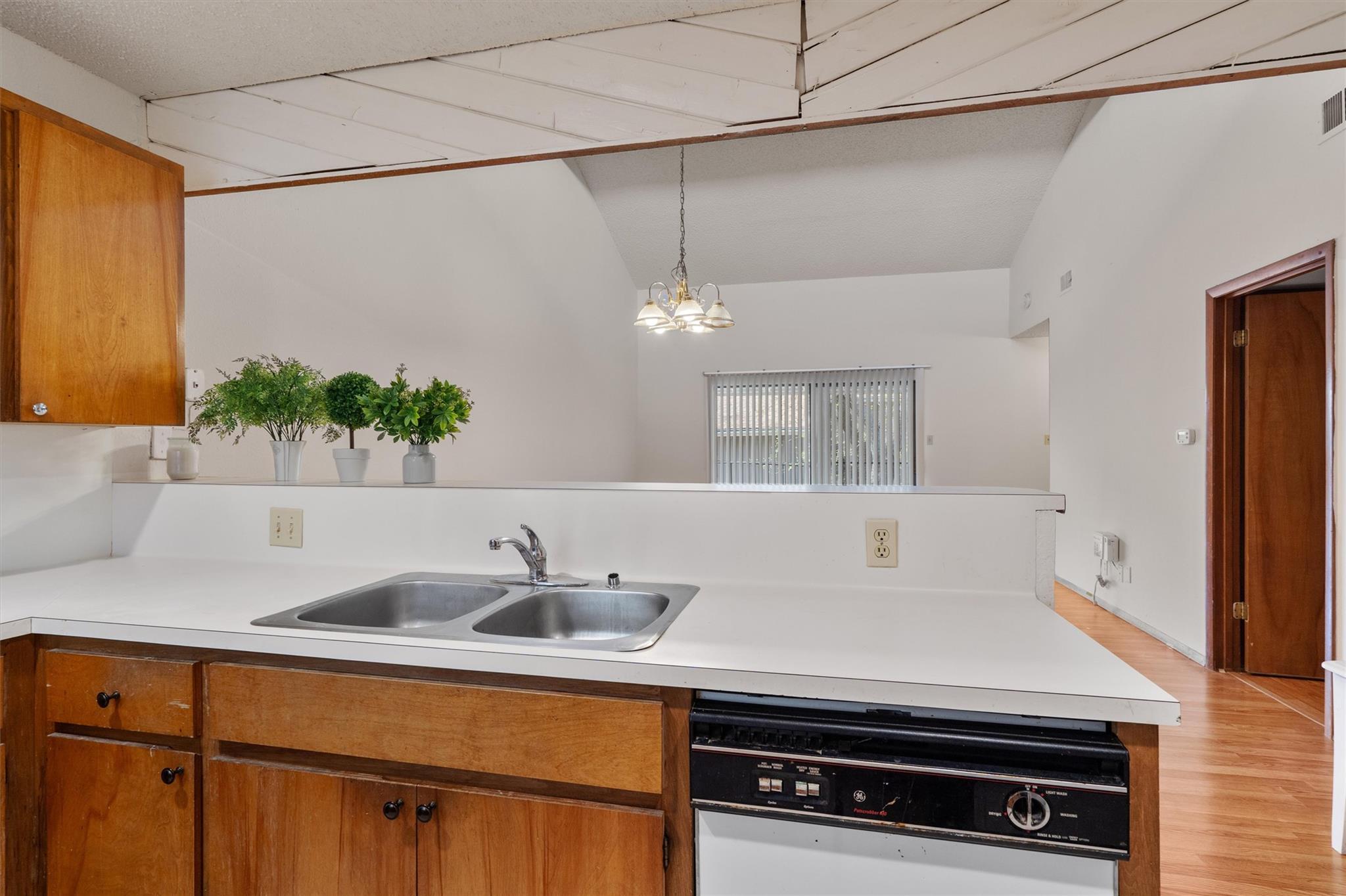 8621 Putnam Drive Austin TX 78757