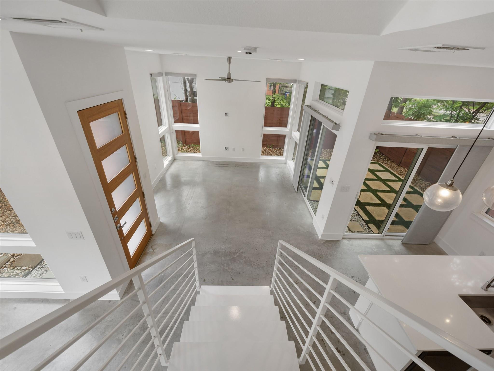 513 W Croslin Street Austin TX 78752