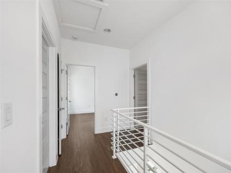513 W Croslin Street Austin TX 78752