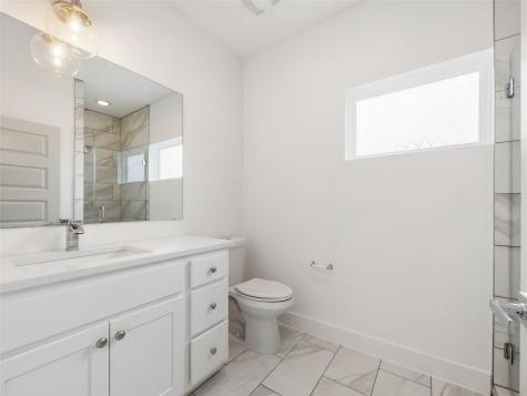 513 W Croslin Street Austin TX 78752