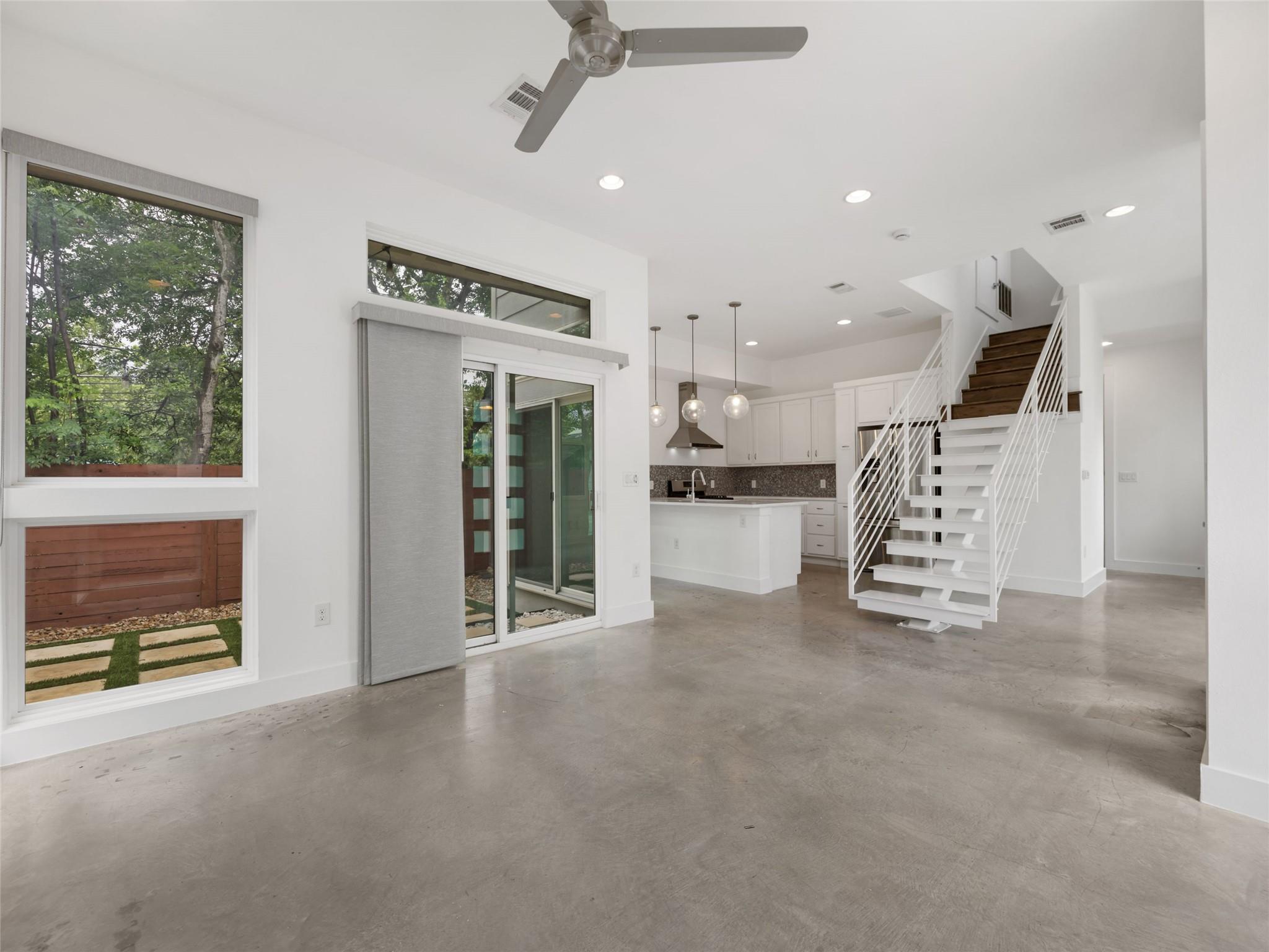 513 W Croslin Street Austin TX 78752