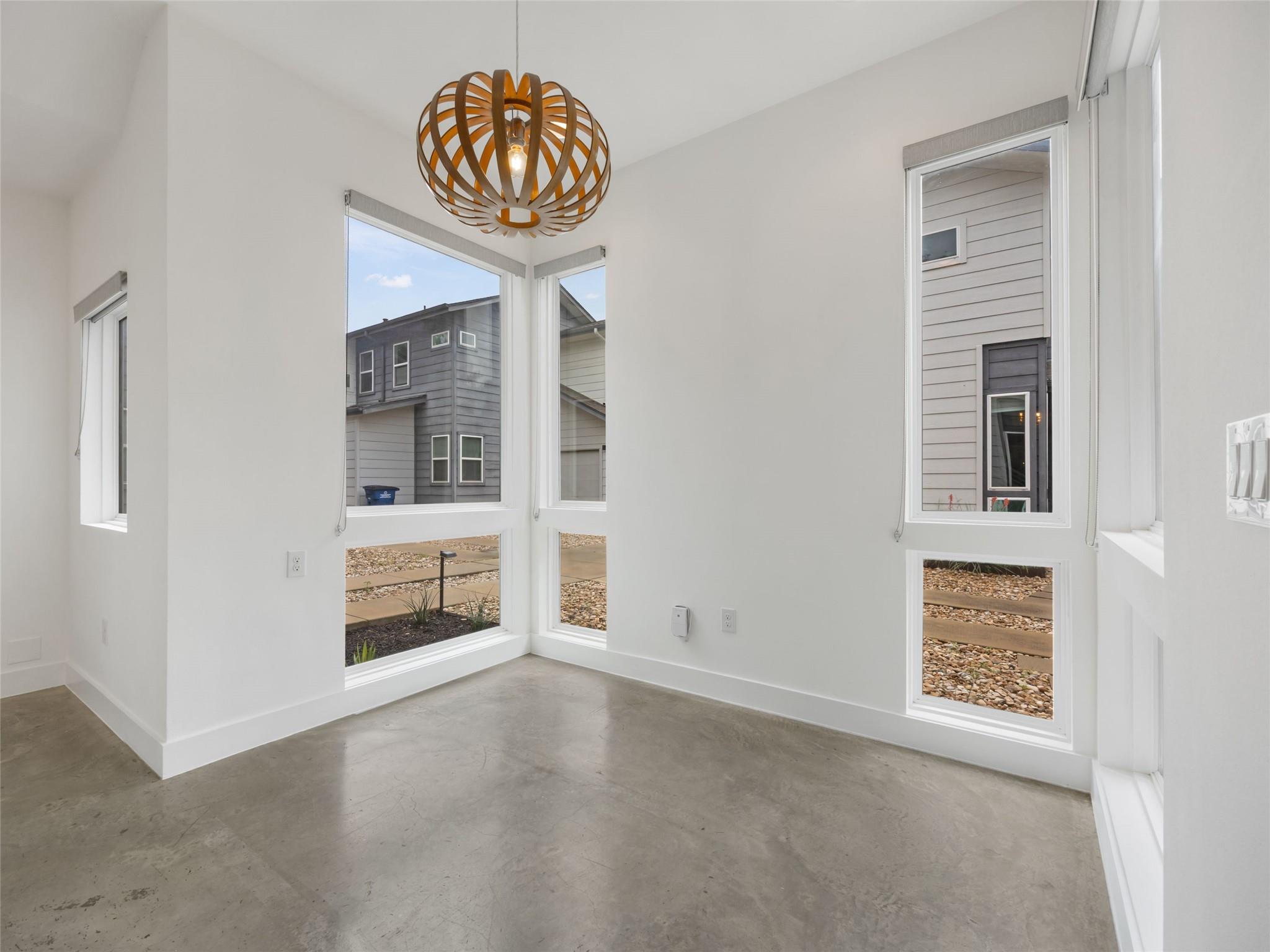 513 W Croslin Street Austin TX 78752