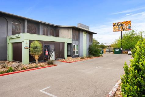 909 Reinli Street Austin TX 78751