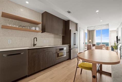 48 East Avenue Austin TX 78701