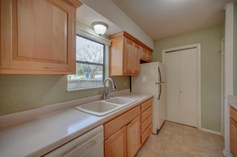 1875 West Lane Kerrville TX 78028