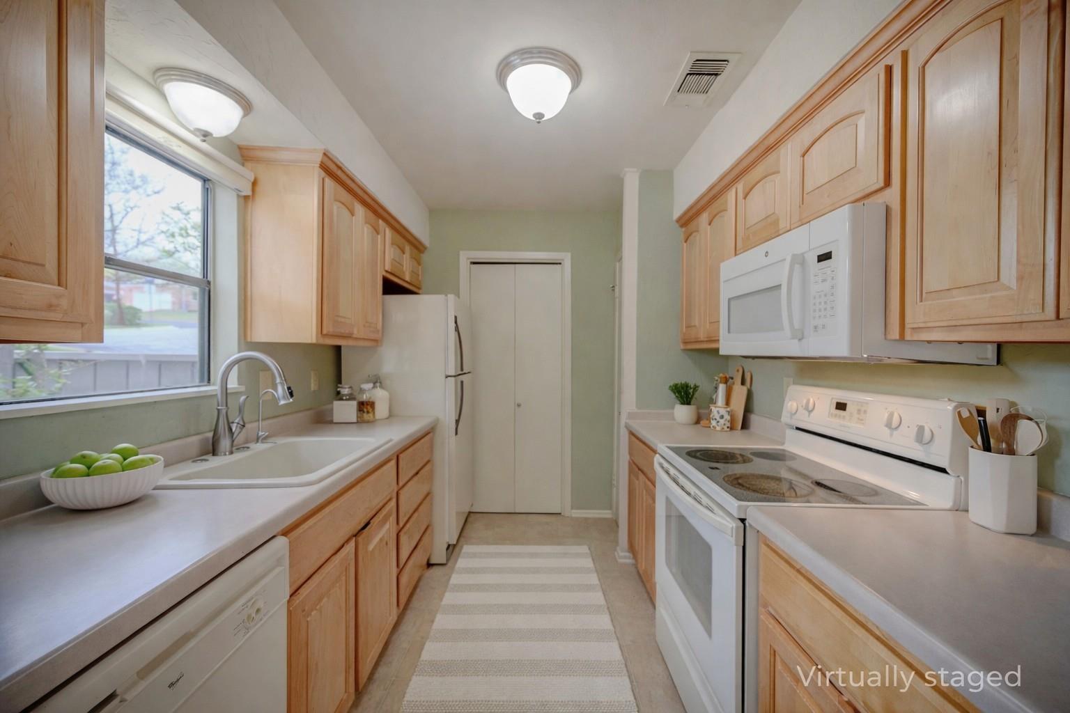 1875 West Lane Kerrville TX 78028