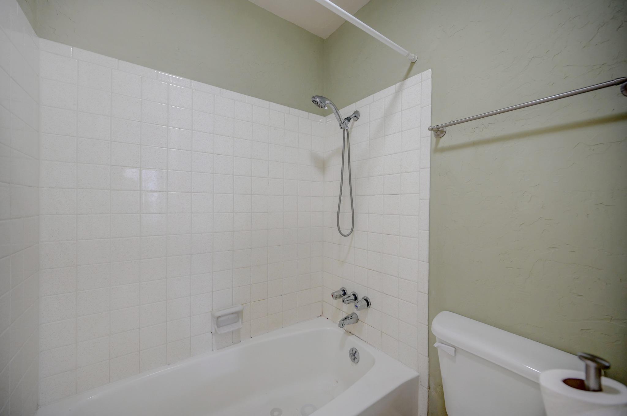 1875 West Lane Kerrville TX 78028