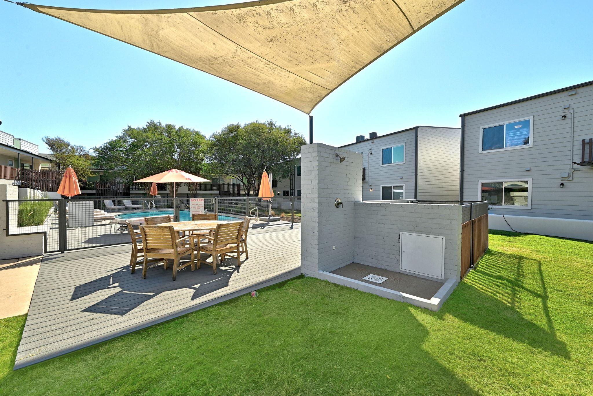 2200 Dickson Drive Austin TX 78704