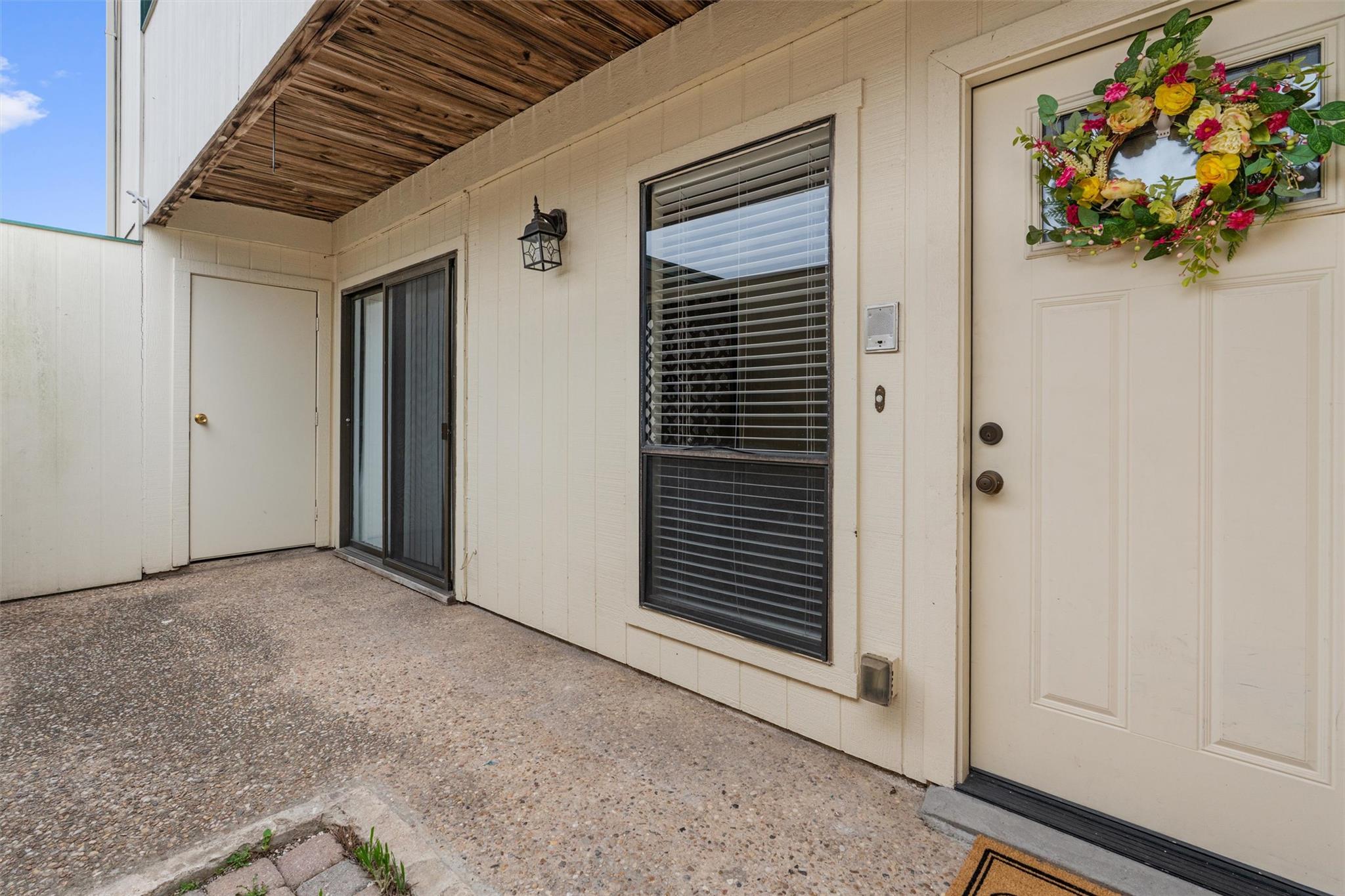 6718 Silvermine Drive Austin TX 78736