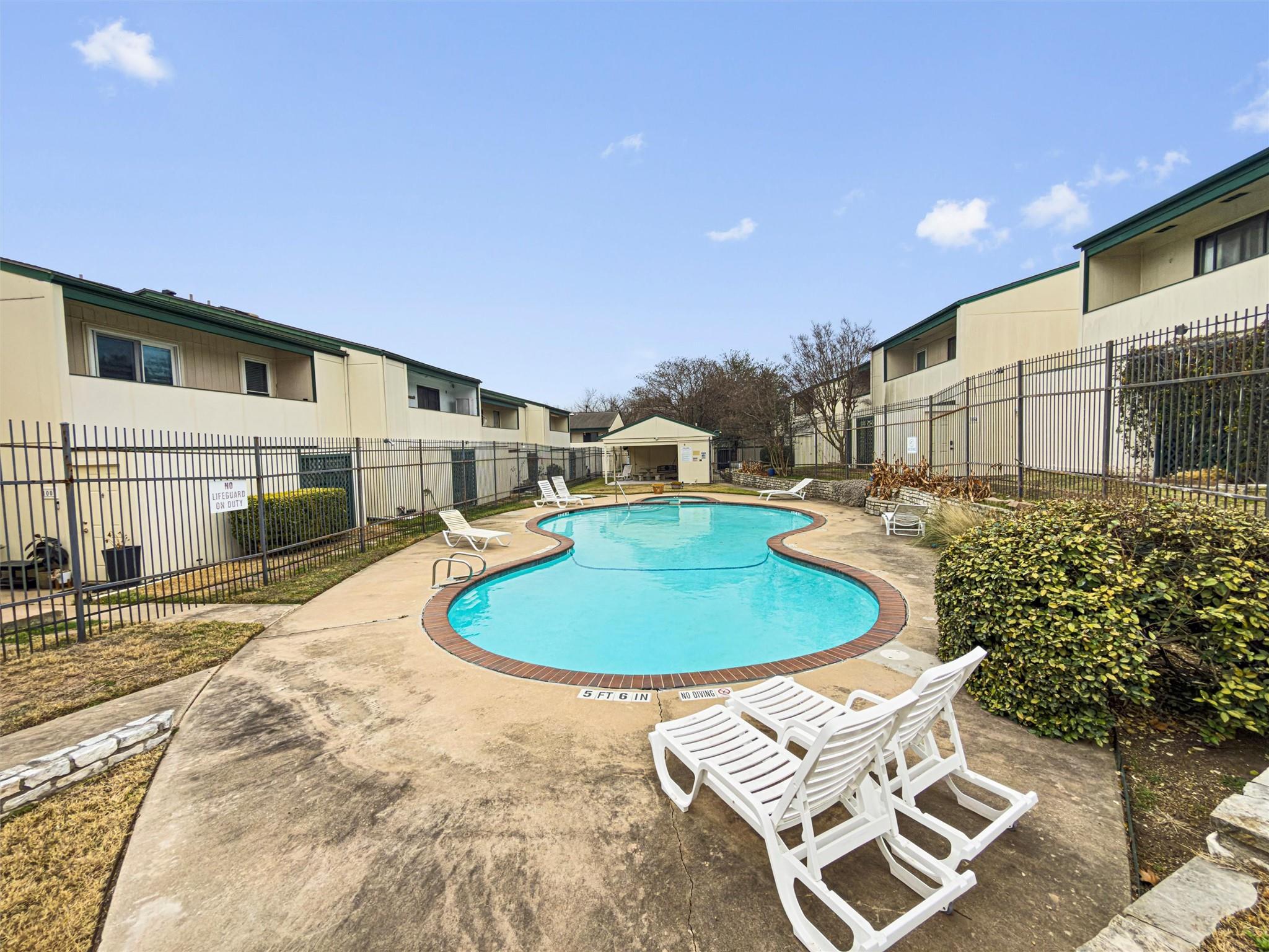 6718 Silvermine Drive Austin TX 78736