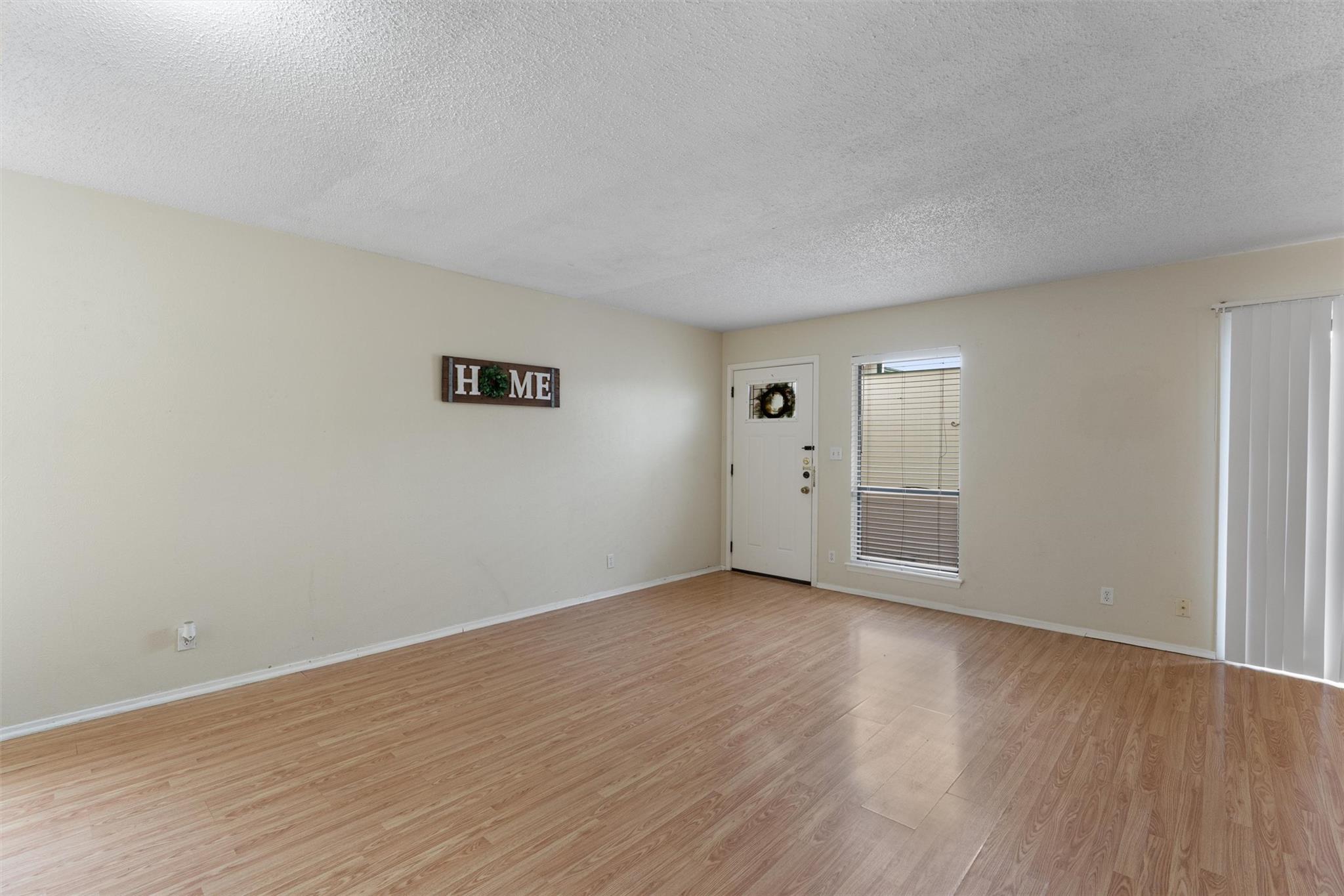 6718 Silvermine Drive Austin TX 78736