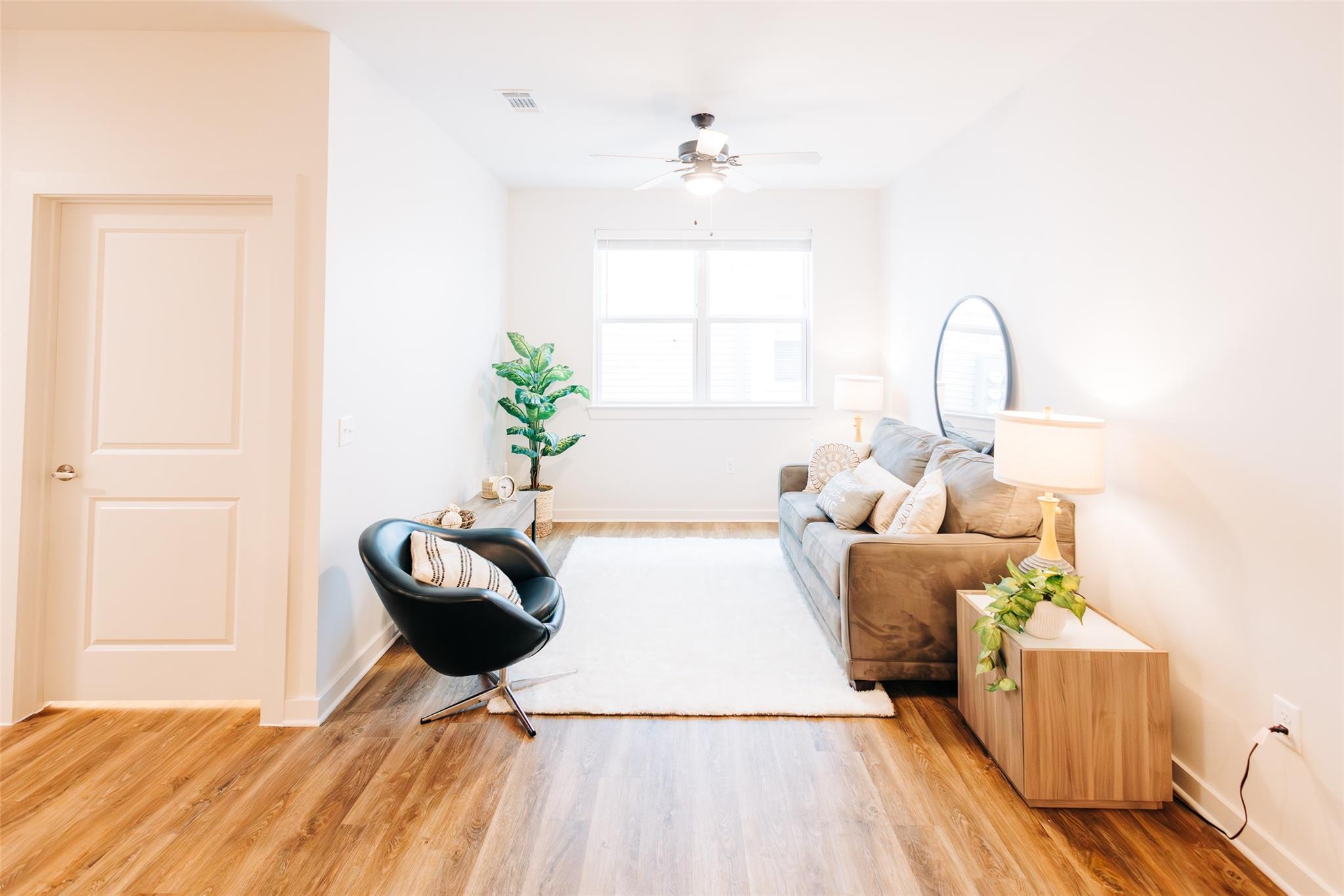 7051 Meadow Lake Boulevard Austin TX 78744