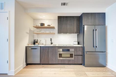 48 East Avenue Austin TX 78701