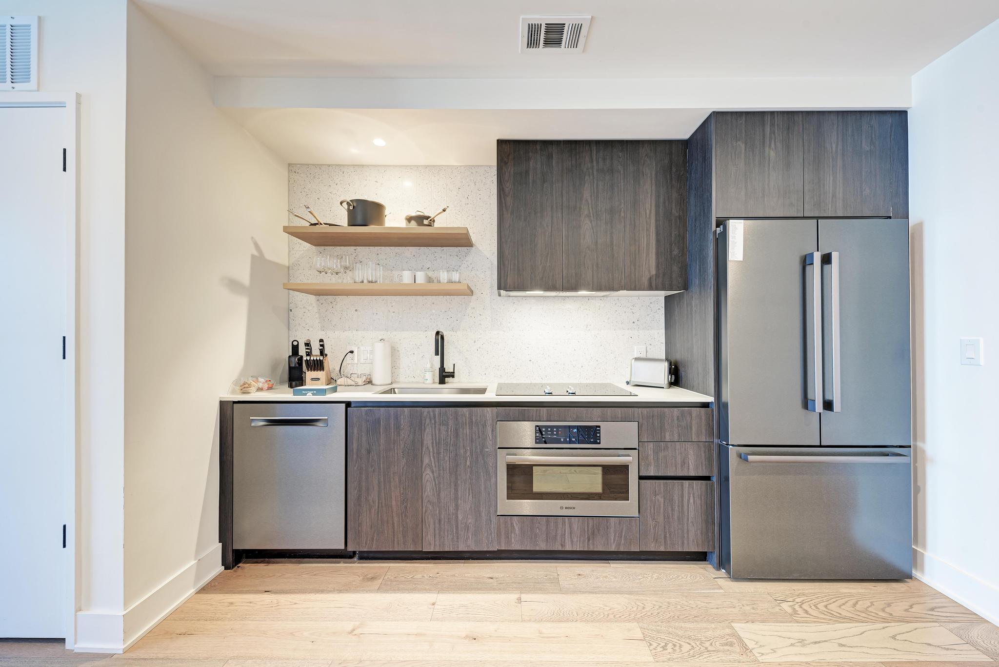 48 East Avenue Austin TX 78701
