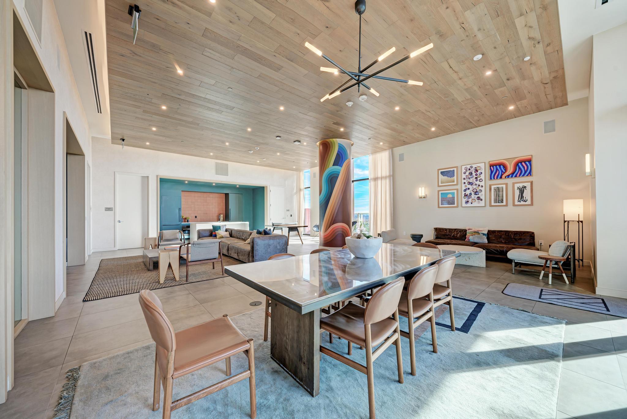 48 East Avenue Austin TX 78701