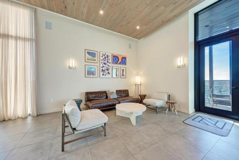 48 East Avenue Austin TX 78701