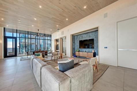 48 East Avenue Austin TX 78701