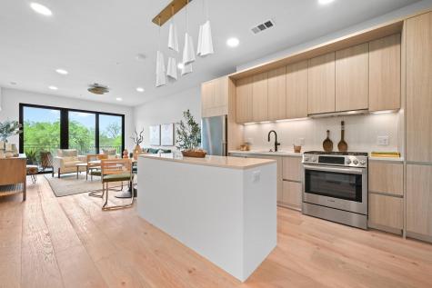 2209 S 1st Street Austin TX 78704
