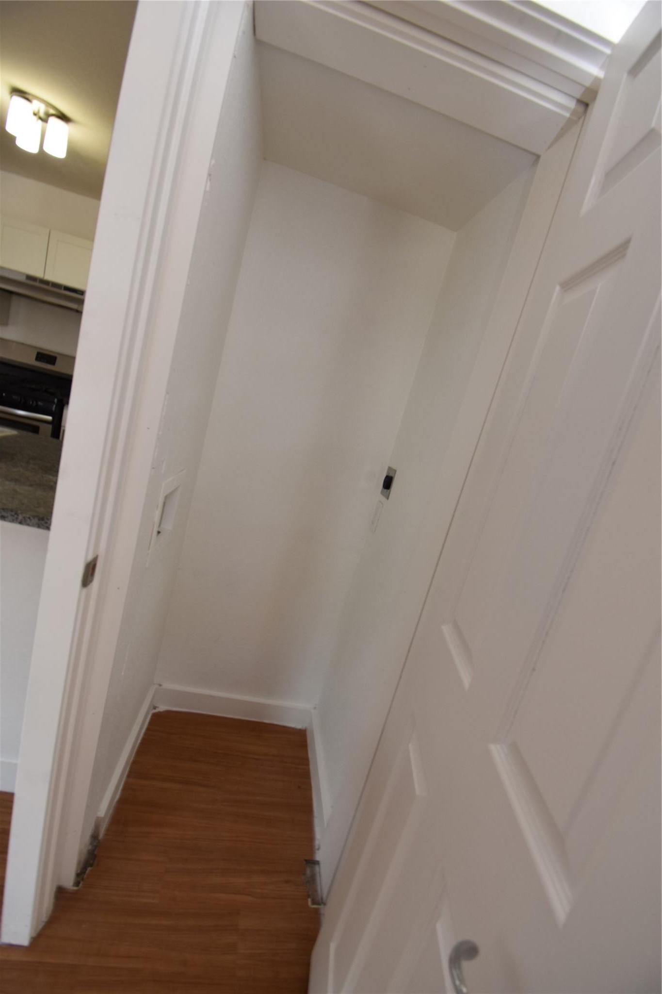 300 E Croslin Street Austin TX 78752